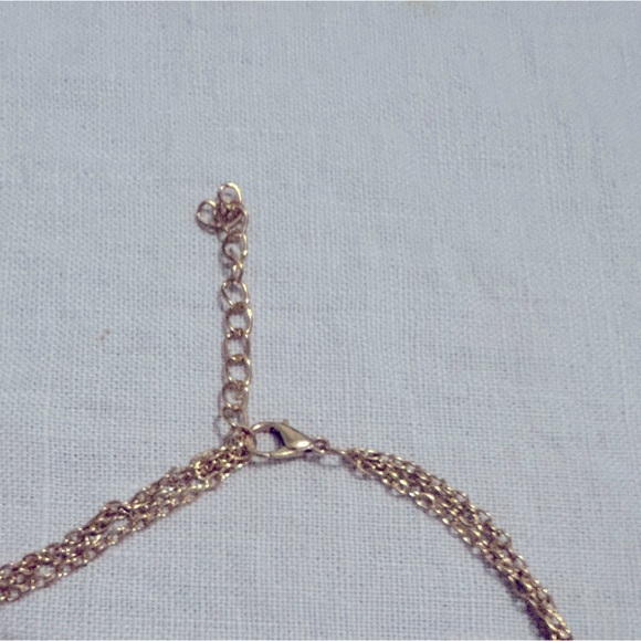 Three Strand Gold Necklace ✨Great Gift✨ - Picture 4 of 4
